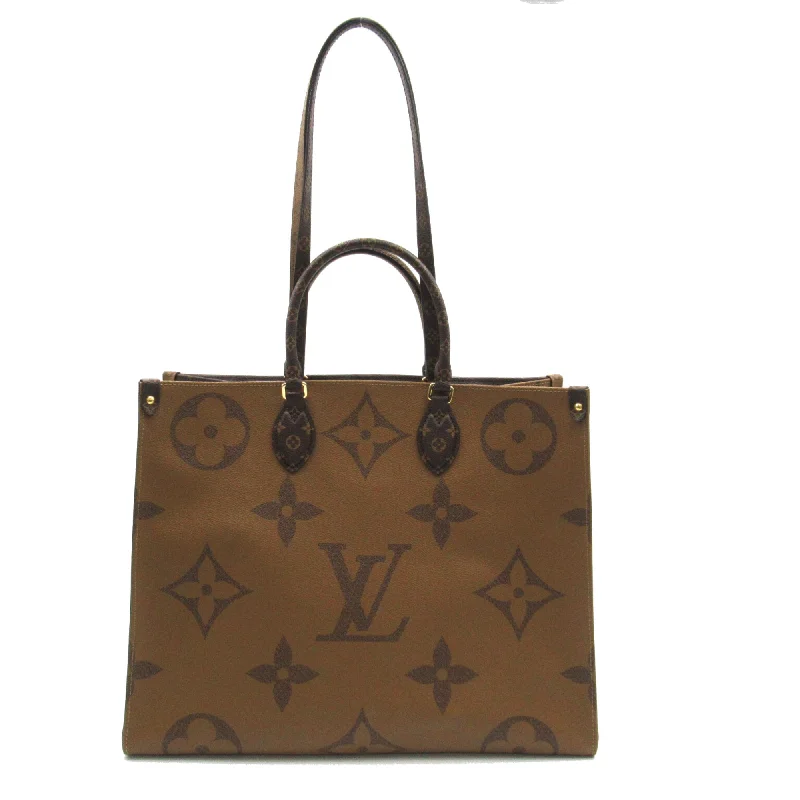 Fashion - forward Christian Dior tote bags for the modern womanLadies Louis Vuitton Capucines bags with a detachable shoulder strapLOUIS VUITTON On the go GM Brown Monogram PVC coated canvas M45320