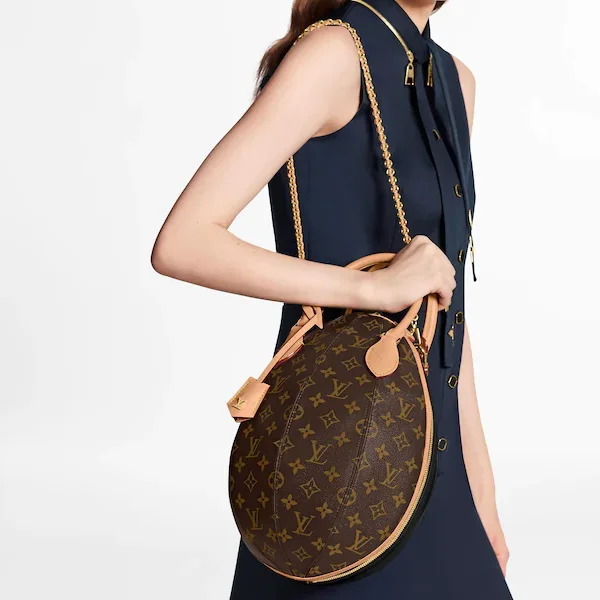 Christian Dior tote bags with a double - handle and shoulder - strap optionSmall - sized Louis Vuitton Pochette Metis bags for a compact carryLouis Vuitton Egg Monogram Bag