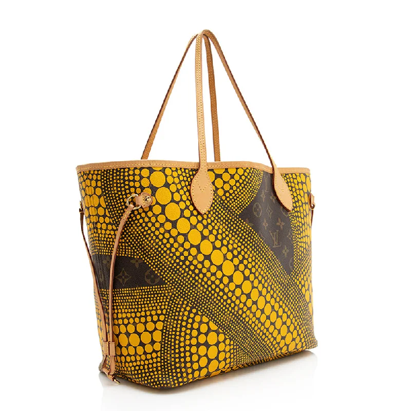 Christian Dior bags with a side - pocket for holding a water bottleLouis Vuitton Alma bags featuring the signature top - handle designLouis Vuitton Limited Edition Kusama Neverfull MM Tote (20100)