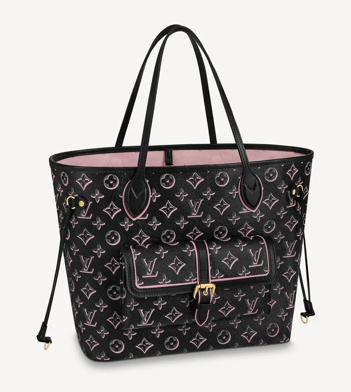 Trendsetting Christian Dior crossbody bags with a colorful strapLouis Vuitton bags with a chain - link trim and a leather body for a modern edgeBoldCollect - LOUIS VUITTON BAGS - 1881