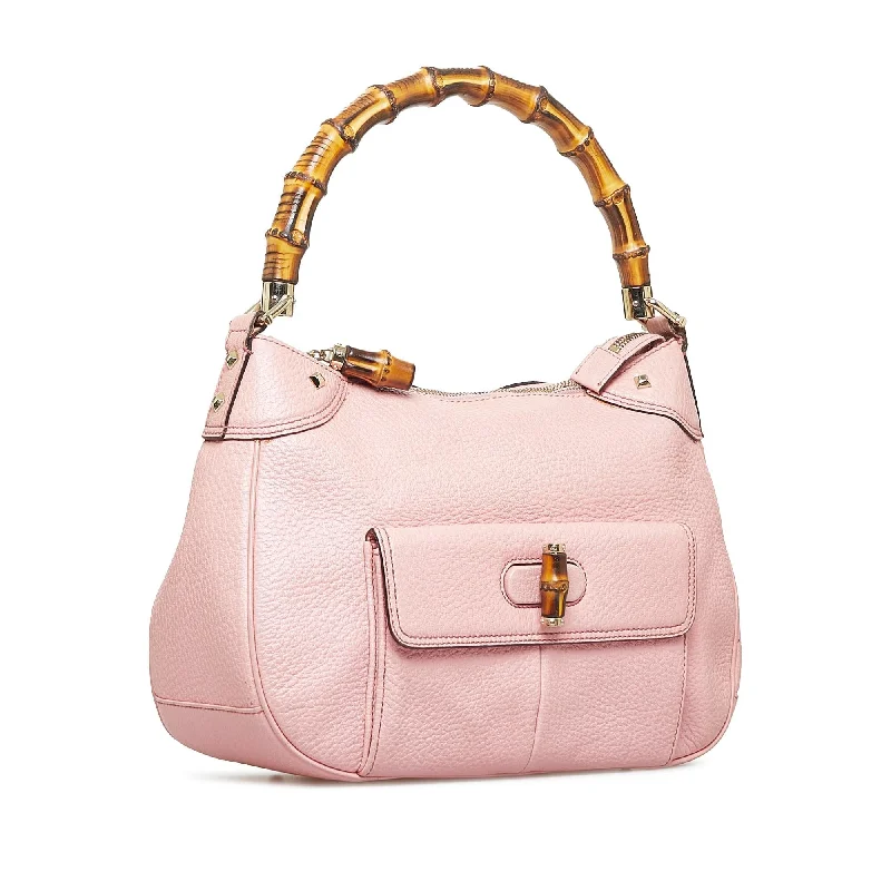 Women Gucci bags with a zip - around closure for securityGucci Nailhead Bamboo Handbag (SHG-InJ5MJ)