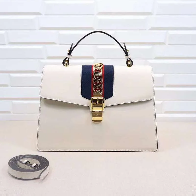 Gucci Marmont bags for women with gold - toned hardwareBC - GUCCI BAG - 541