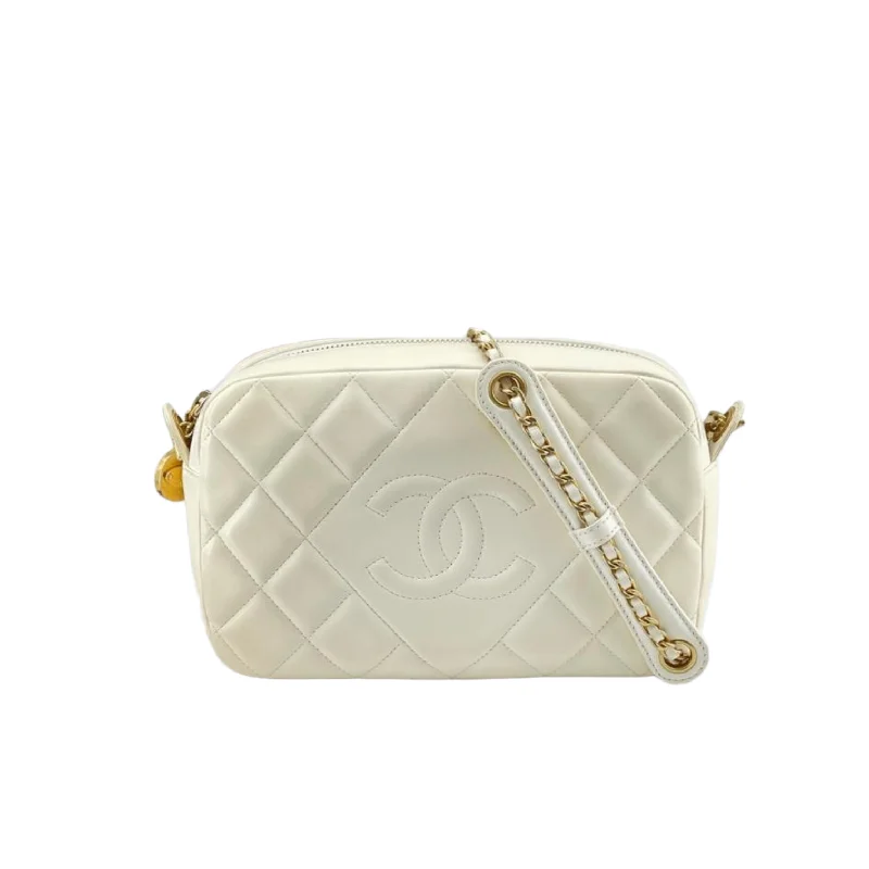 Chanel bags for those who value investment piecesMatelasse Camera Bag White GHW