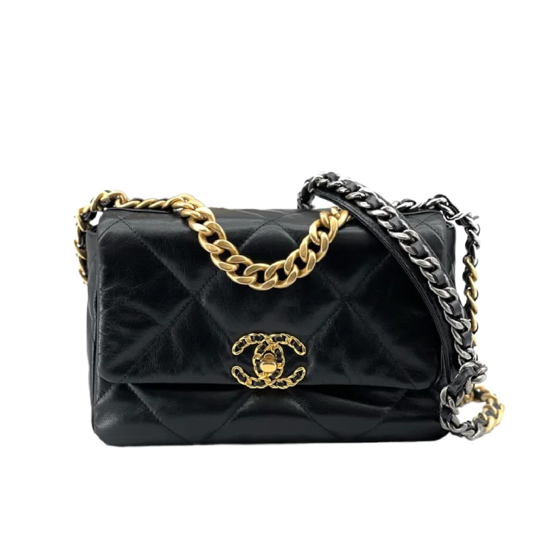 Chanel Quilted Leather Shoulder Bag for FashionistasSmall Chanel 19 Quilted Black MHW