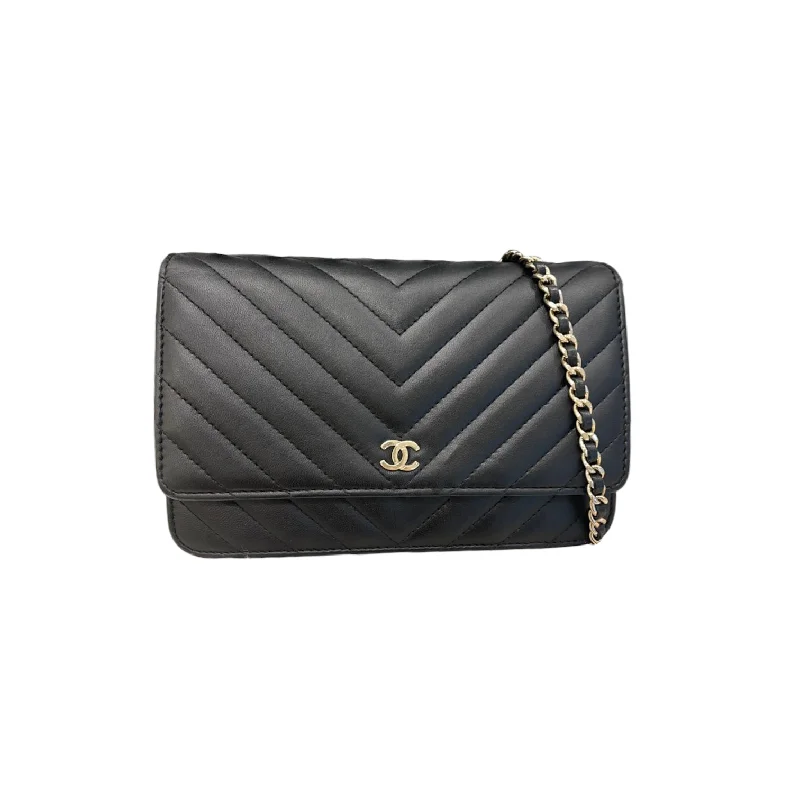 Chanel Medium Tote Bag for Office LadiesLambskin Chevron Wallet on Chain WOC Black GHW