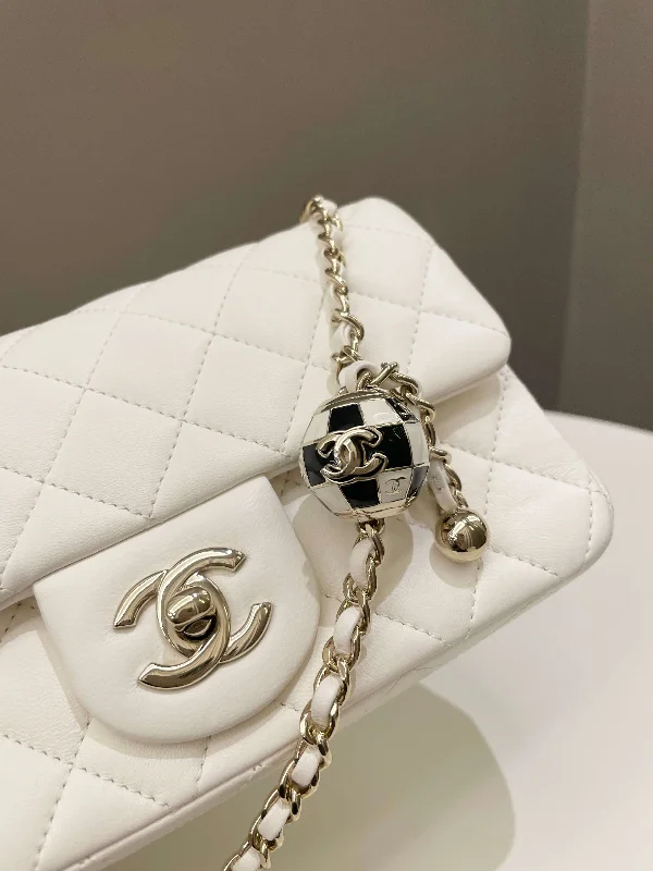 Chanel bags for a polished and professional appearanceChanel Pearl Crush Quilted Mini Rectangular Ivory Stiff Lambskin