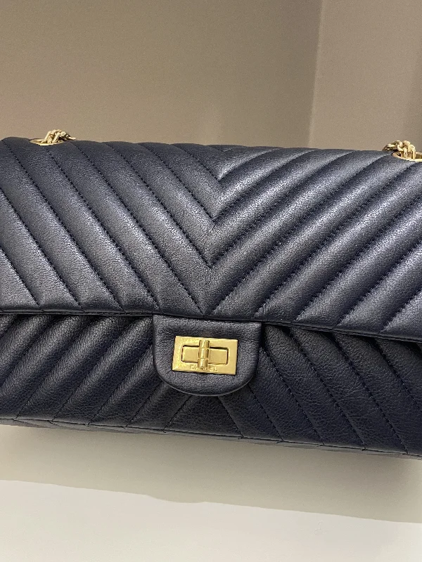 Chanel classicChanel 2.55 227 Chevron Reissue Double Flap Dark Navy