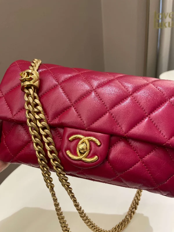 Chanel bags for women with a taste for high fashionChanel 22K Pearl Crush Flap Bag Red Aged