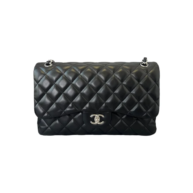 Chanel bags perfect for everyday elegLambskin Quilted Jumbo Classic Double Flap Black SHW