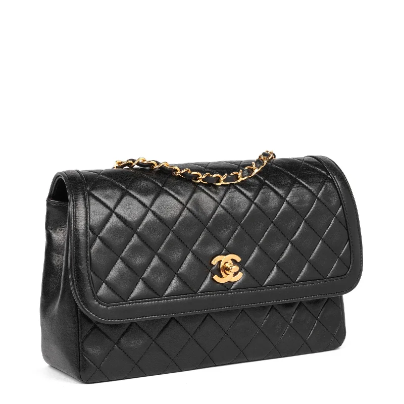 Chanel bags for women with minimalist styleChanel Black Quilted Lambskin Vintage Medium Classic Single Flap Bag with Wallet Shoulder Bag