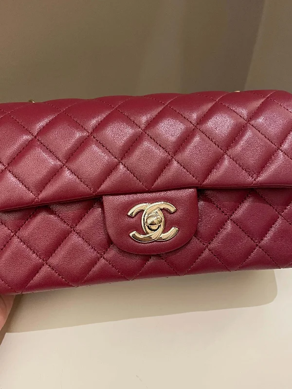 Chanel bags for those who value investment piecesChanel 22A Quilted Mini Rectangular Burgundy Lambskin