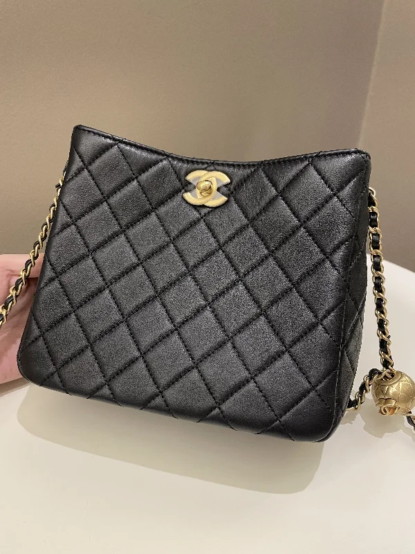 Chanel bags with leather and tweed combinationsChanel Hobo Pearl Crush Black Lambskin