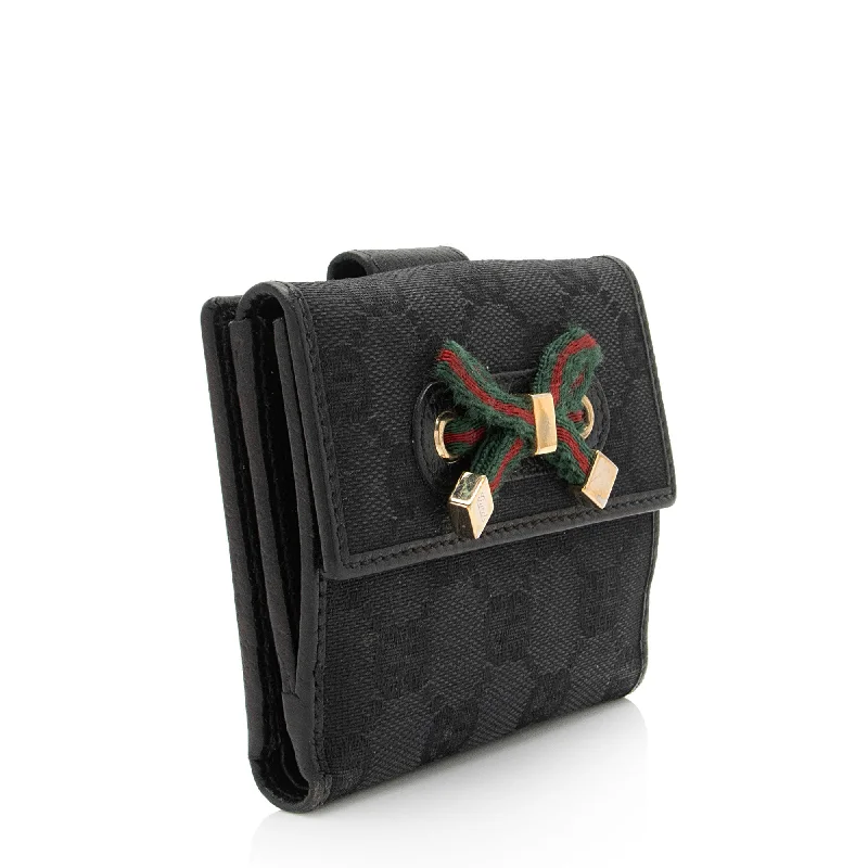 Gucci backpacks for women with a multi - pocket designGucci GG Canvas Princy Compact Wallet (aagjxb)