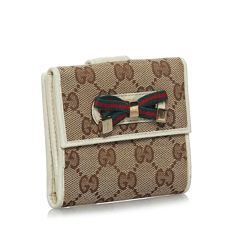 Gucci Marmont bags for women with quilted leather exteriorsGucci GG Canvas Web Small Wallet (33778)