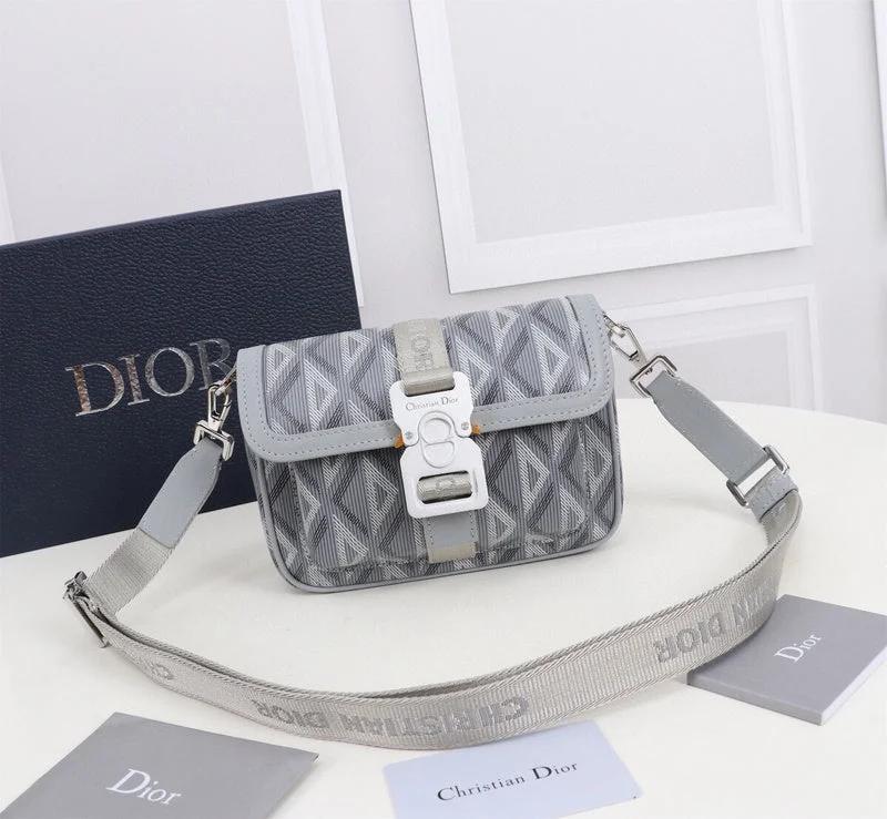 Christian Dior handbags with a detachable mirror for on - the - go touch - upsBC - Dior Bags - 294