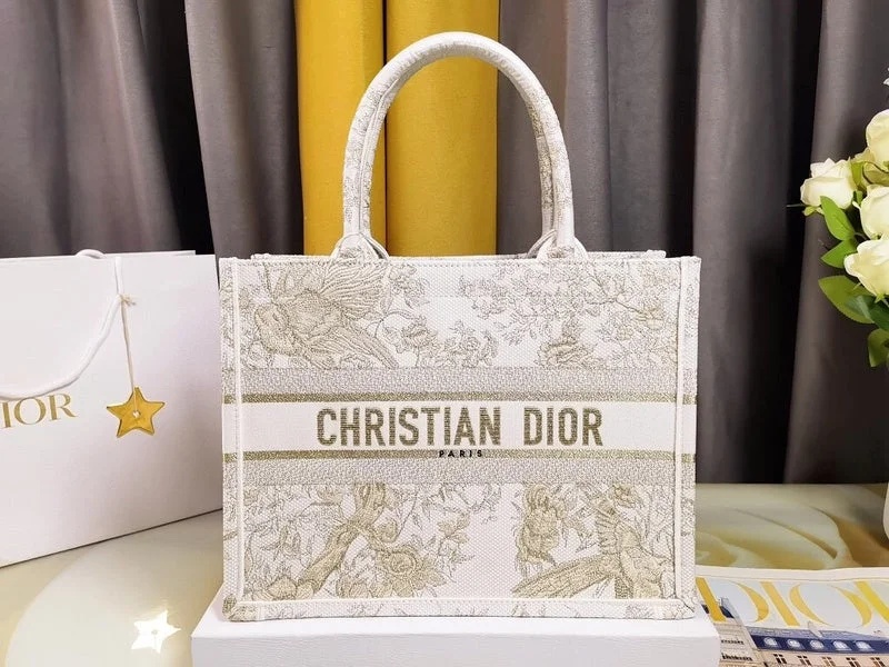 Christian Dior handbags with a removable shoulder strap for versatilityDior Bag