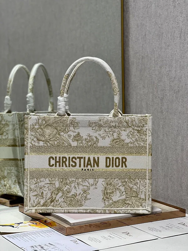 Christian Dior crossbody bags with a front - flap pocket for easy accessDior Bag