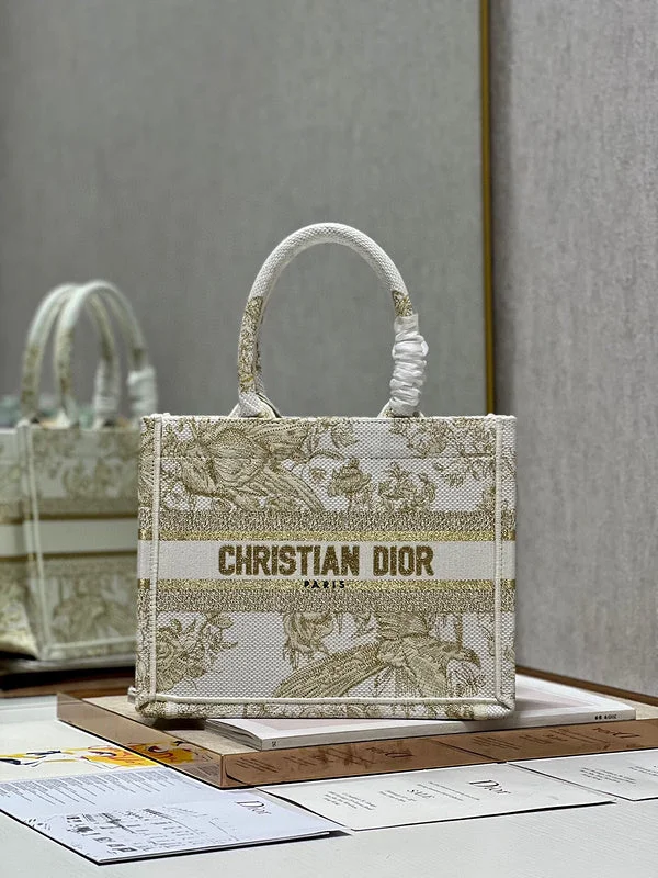 Fashion - forward Christian Dior tote bags for the modern womanDior Bag