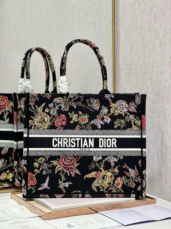 Christian Dior crossbody bags with a front - flap pocket for easy accessDior Bag