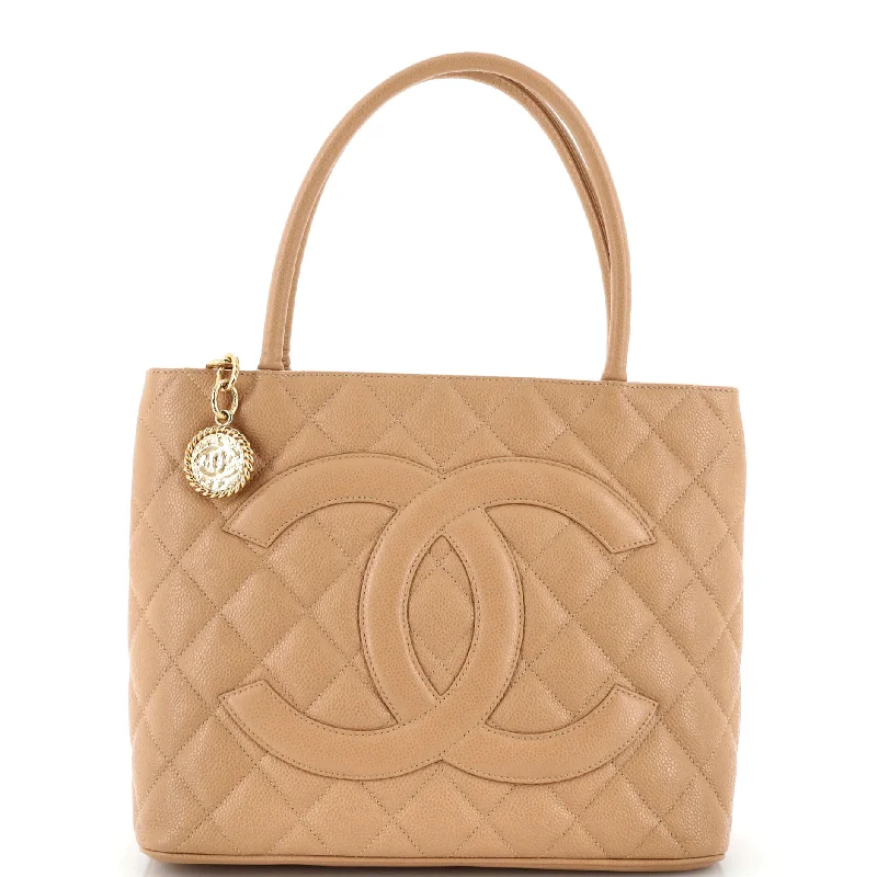 High - fashion Christian Dior bags with a geometric patternMedallion Tote Quilted Caviar