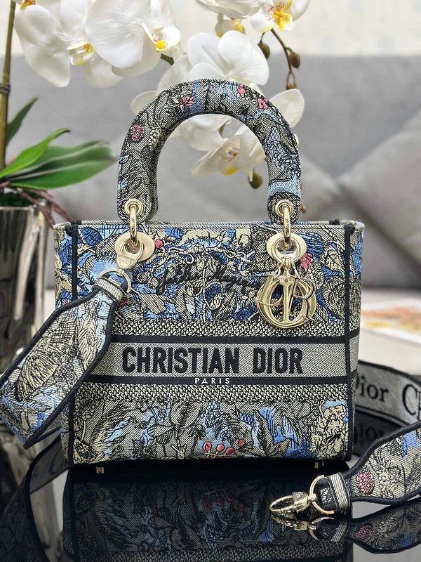 Fashion - forward Christian Dior tote bags for the modern womanWF - Dior Bags - 221