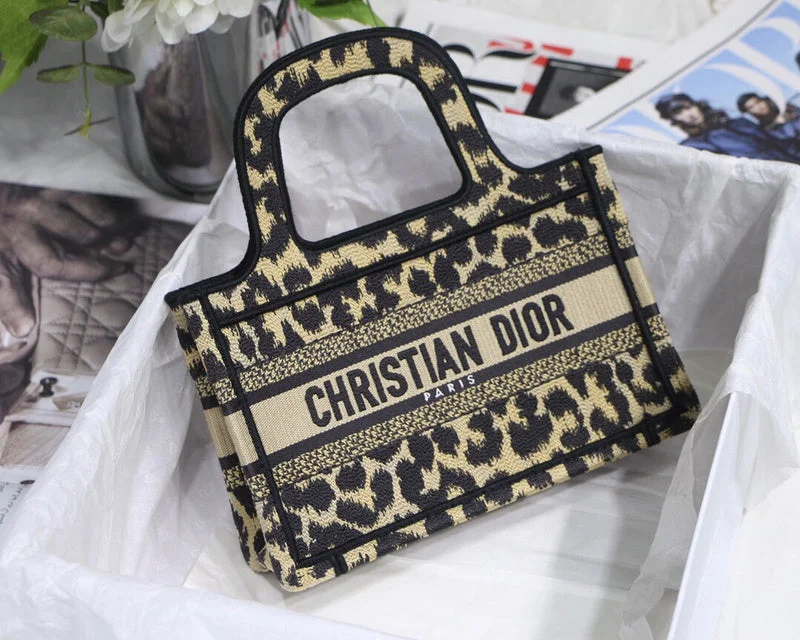 Luxury Christian Dior crossbody bags with a chain - link strapWF - Dior Bags - 224